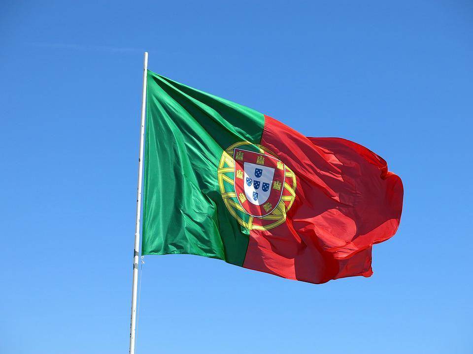 bendera Portugal (pixabay.com/b1-foto)