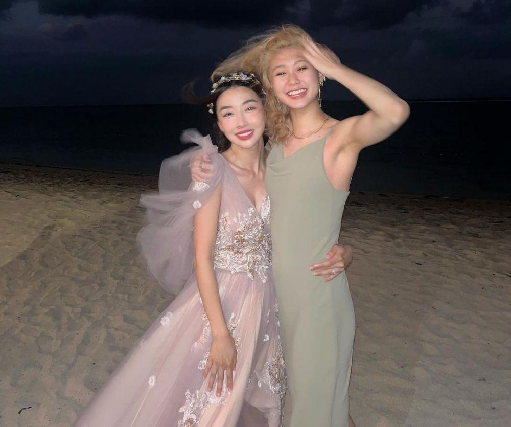 potret Denise Kim hadiri pernikahan Sunny Dahye (instagram.com/gwtbutterflytts)