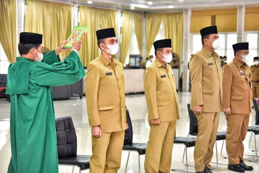Gubernur Sumatra Utara Edy Rahmayadi melantik 11 pejabat OPD, Senin (11/7/2022). (Diskominfo Sumut)