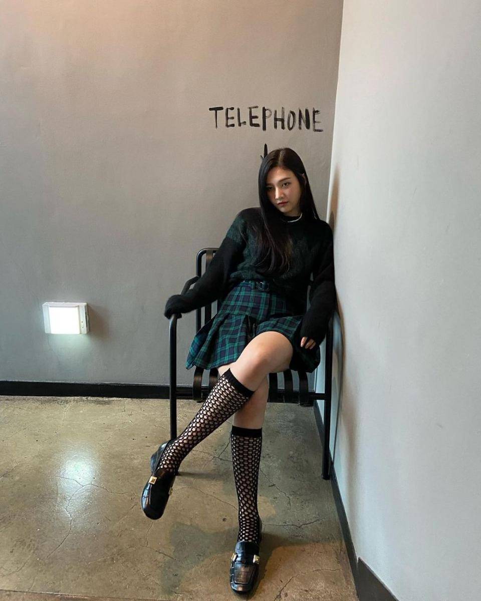 Joy RED VELVET (instagram.com/_imyour_joy)