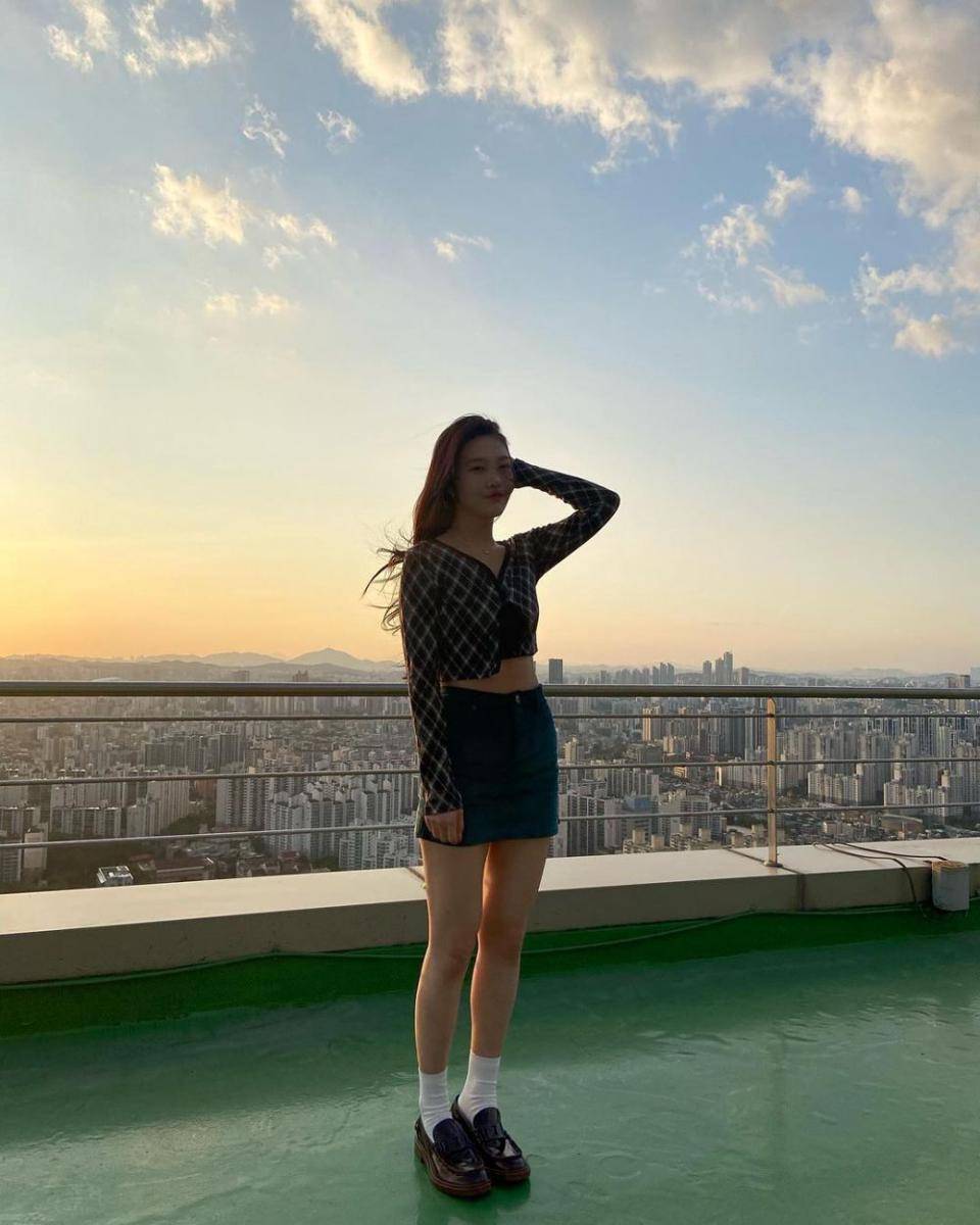 Joy RED VELVET (instagram.com/_imyour_joy)