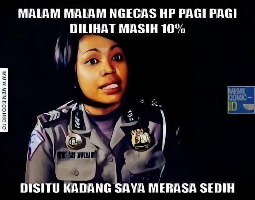 meme momen apes saat nge-charge HP (twitter.com/fbreceh)