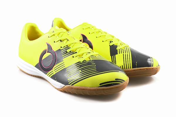 Libero IN sebagai rekomendasi sepatu futsal Ortuseight (ortuseight.id)