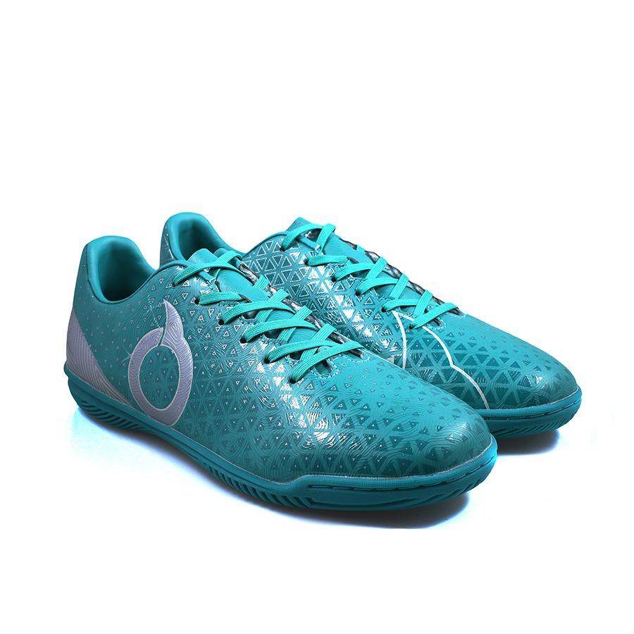Medians IN sebagai rekomendasi sepatu futsal Ortuseight (ortuseight.id)