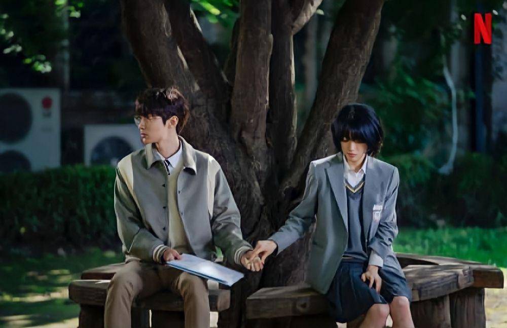 Hwang In Youp dan Choi Sung Eun di The Sound of Magic (instagram.com/netflixkr)