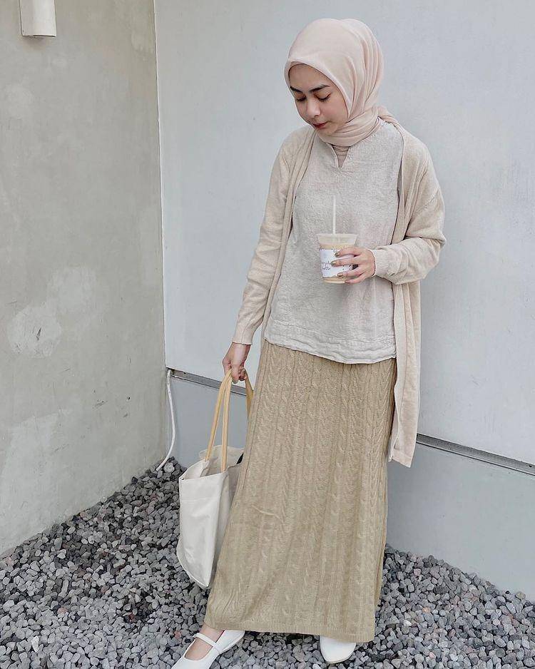 OOTD cewek bumi ala Dianty Annisa (instagram.com/diantyy.a)