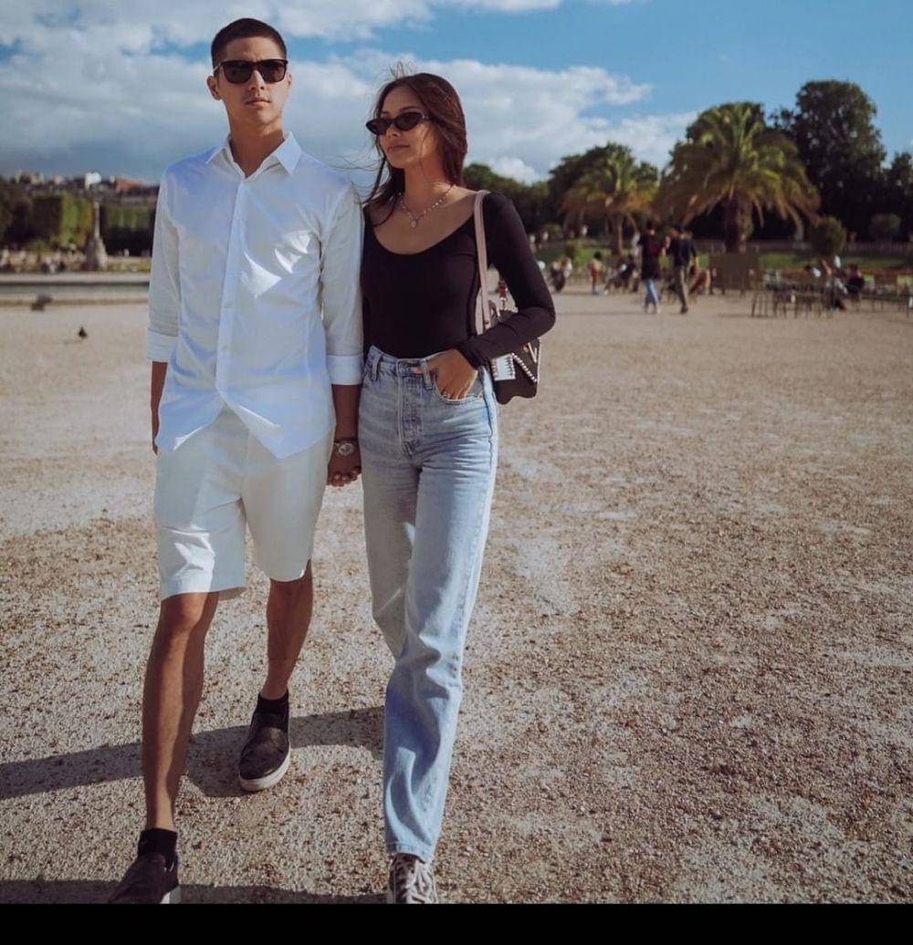 Potret OOTD berkerah ala Al Ghazali (instagram.com/alghazali7)