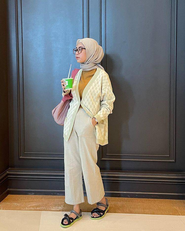 OOTD cewek bumi ala Dianty Annisa (instagram.com/diantyy.a)