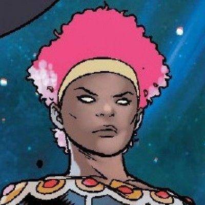 Fakta Hercules di Marvel MCU - Kemarahan Hera, istri dari Zeus yang membuat Alcmena menamai anaknya Heracles, yang punya makna "Kemuliaan Hera".
