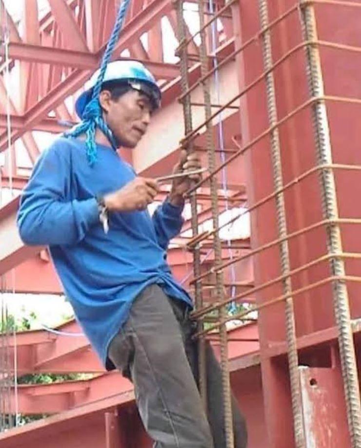 tukang bangunan low budget (twitter.com/duniakuli)