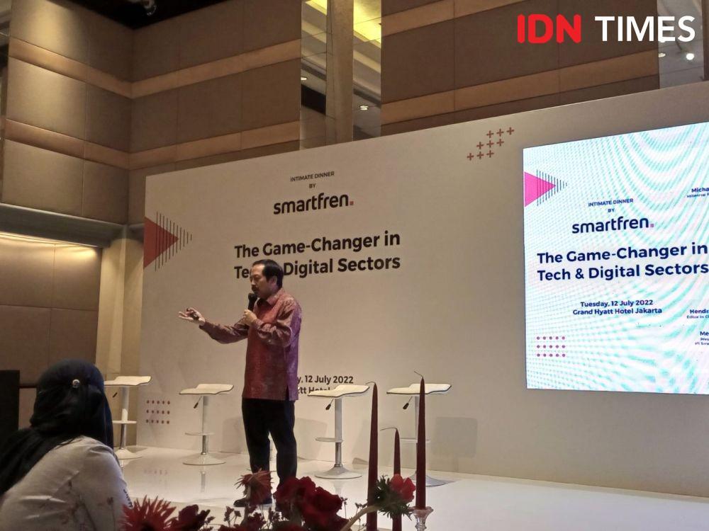 Presiden Direktur Smartfren Merza Fachys saat memberikan sambutan di acara forum dengan topik “The Game-Changer in Tech & Digital Sector” di Grand Hyatt Hotel, Jakarta, Rabu (12/7/2022). (IDN Times/Hafit Yudi Suprobo)