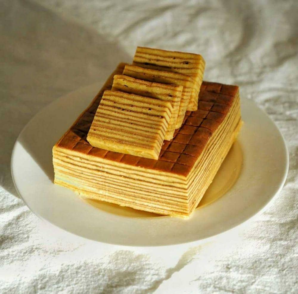 kue lapis (instagram.com/byd.lico)