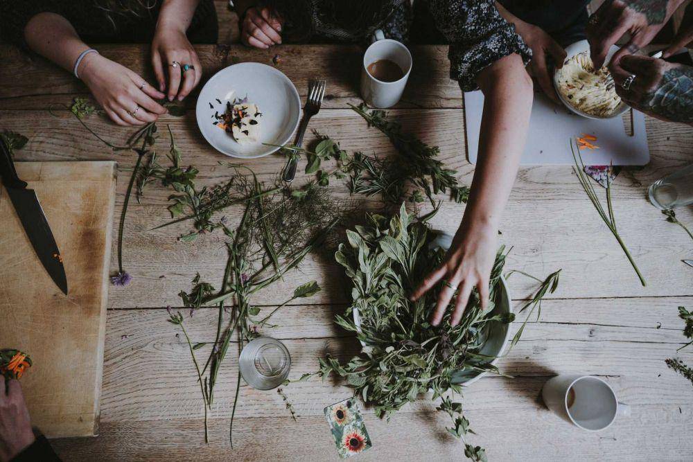 ilustrasi bouquet garni (unsplash.com/Annie Spratt)