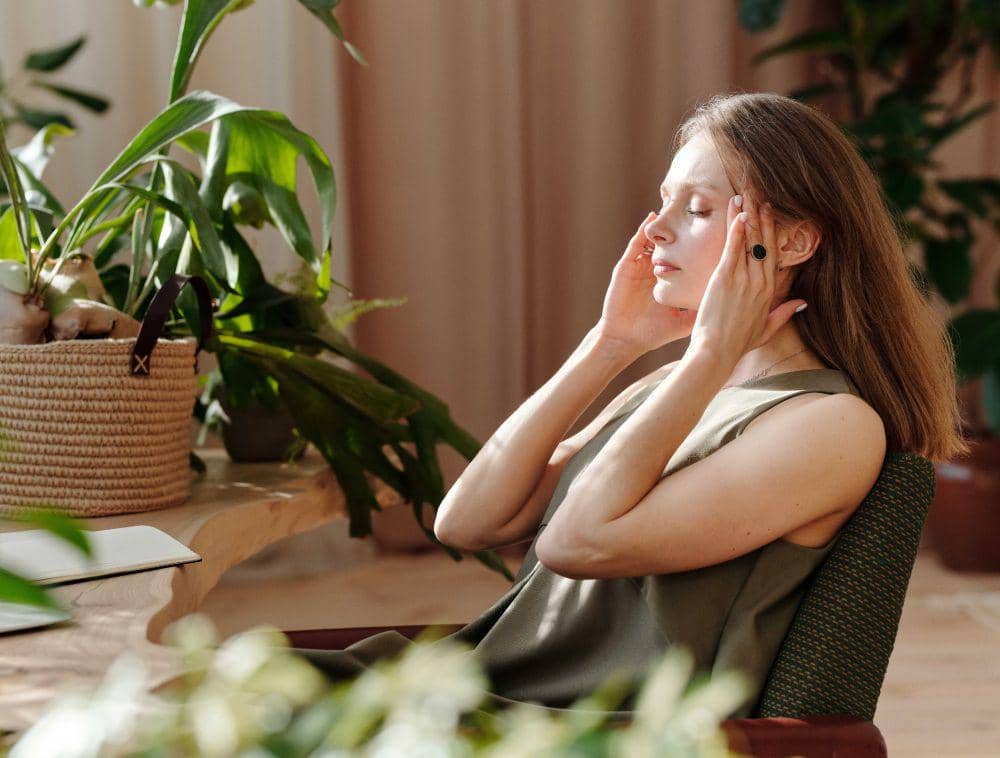 ilustrasi sakit kepala (pexels.com/Andrea Piacquadio)