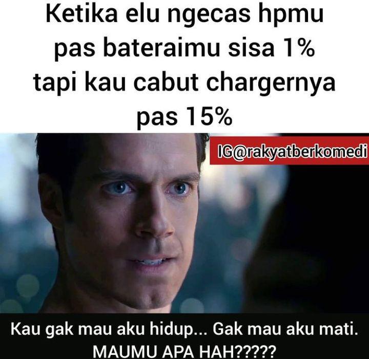 meme momen apes saat nge-charge HP (instagram.com/rakyatberkomedi)