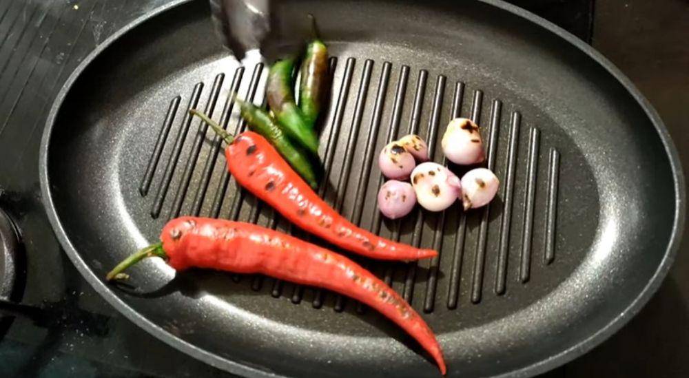 Ilustrasi memasak pindang daging sapi kluwek (https://www.youtube.com/Dapur Dee)