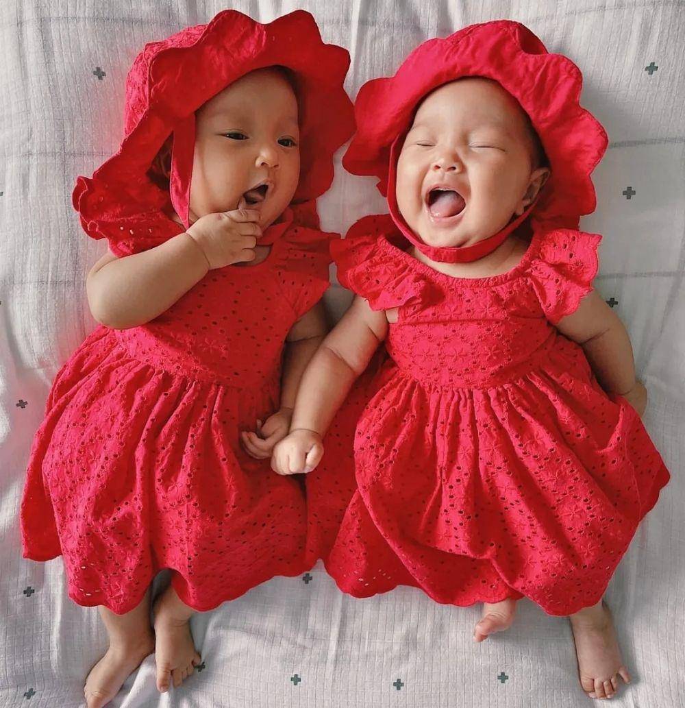 Kimora dan Kanaya putri kembar Zivanna Letisha (instagram.com/zivannaletisha)