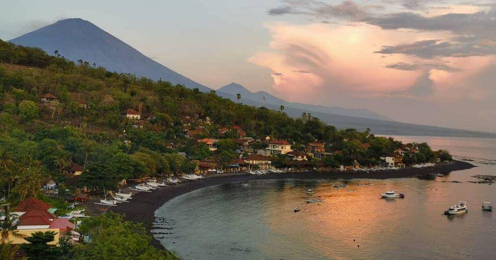 potret Pantai Amed (instagram.com/domi_bali_)