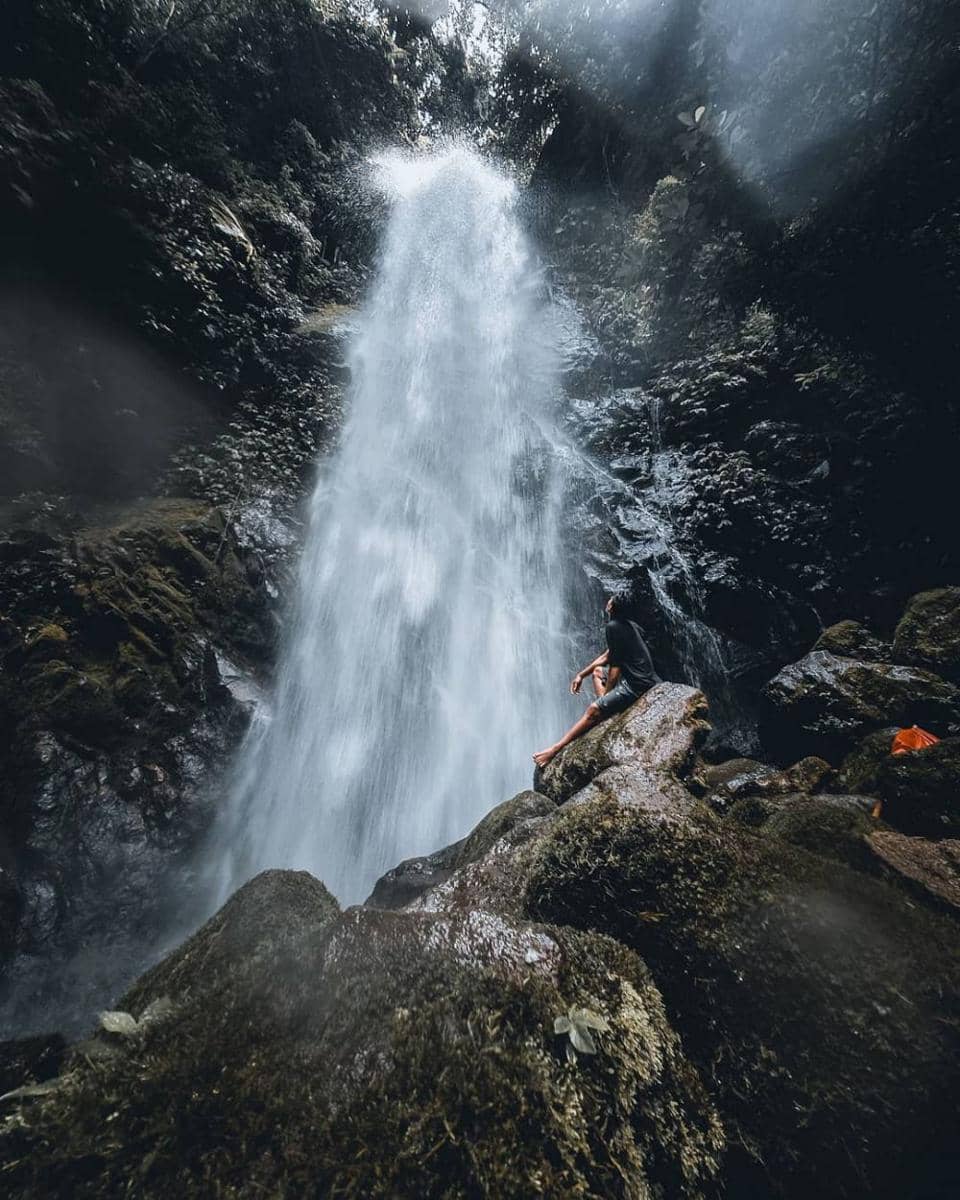Air Terjun Way Kalam (instagram.com/shandy_gustinst)