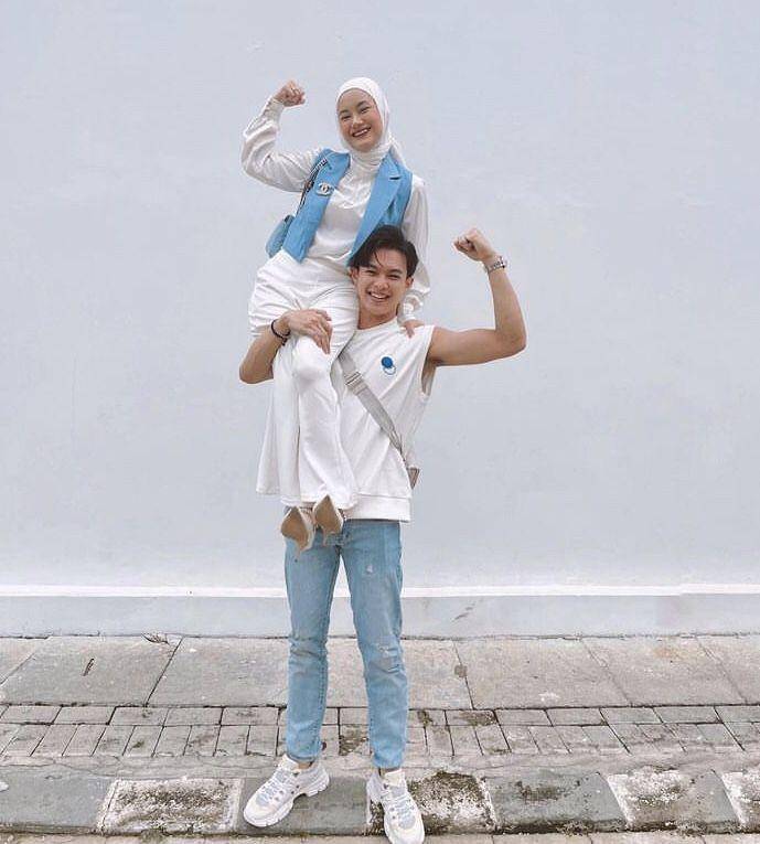Rey dinda (instagram.com/rey_mbayang)