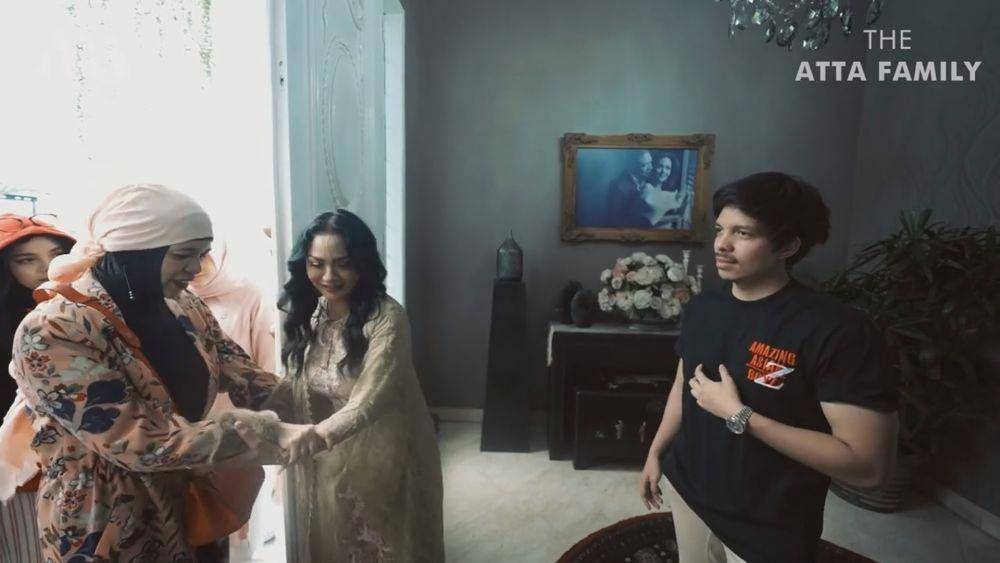 Krisdayanti ketemu besan (youtube.com/attahalilintar)