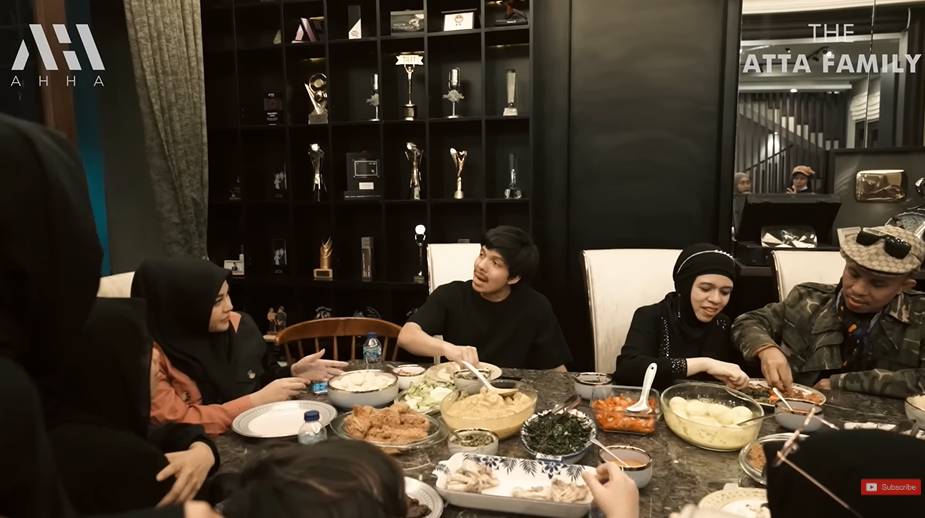 Dinner Gen Halilintar bareng Aurel, Atta, Ameena (YouTube.com/AH)