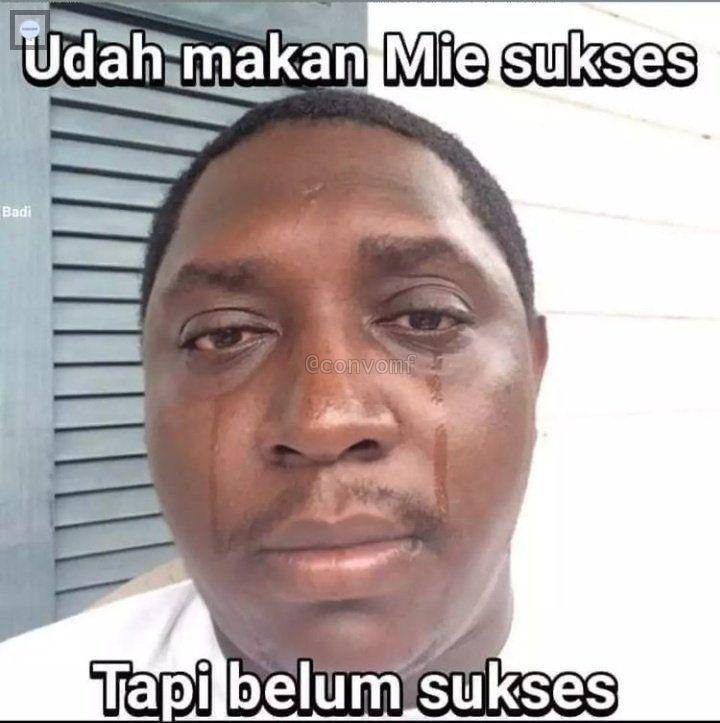 meme beratnya menghadapi kesulitan finansial (twitter.com/convomf)