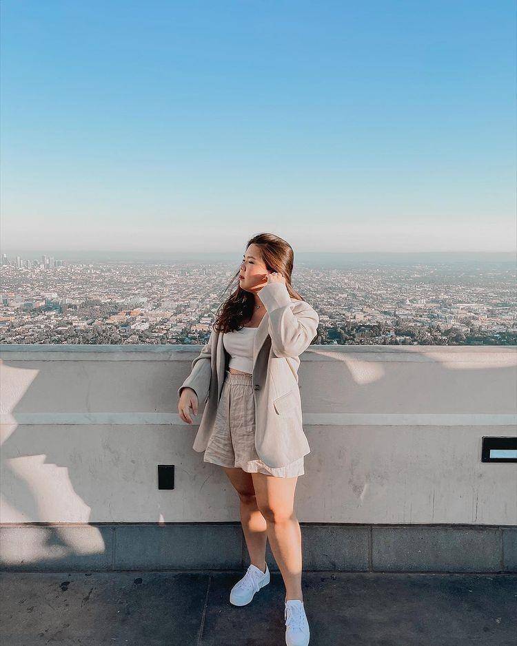 OOTD Shania Amelia (instagram.com/shaniamelia)