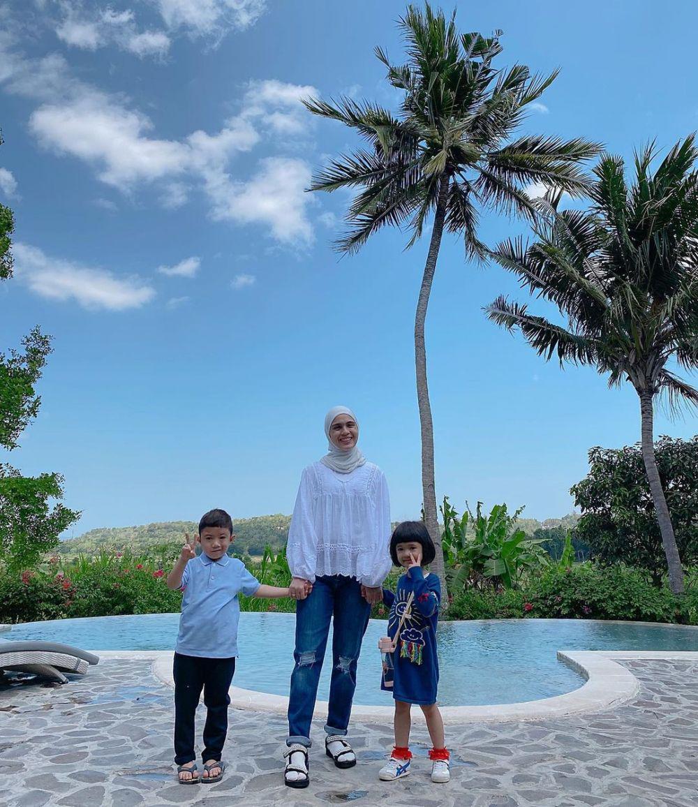 Nycta Gina dan buah hati (instagram.com/missnyctagina)