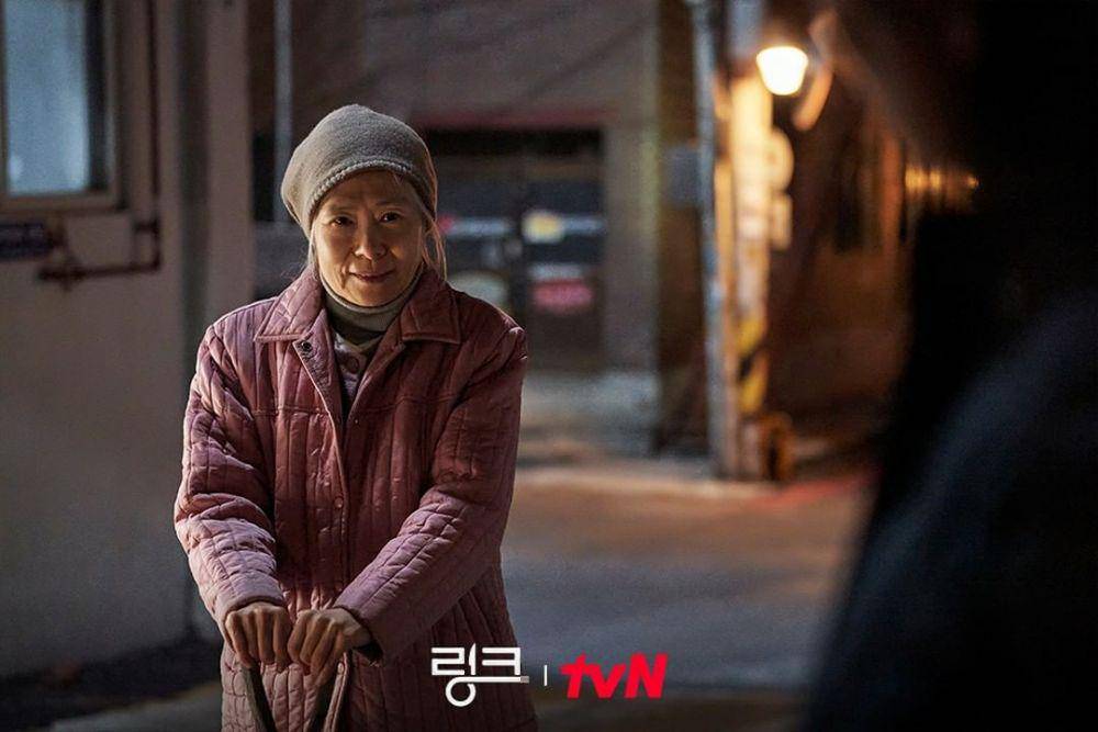 Ye Soo Jung di drama Link: Eat, Love, Kill (instagram.com/tvn_drama/)