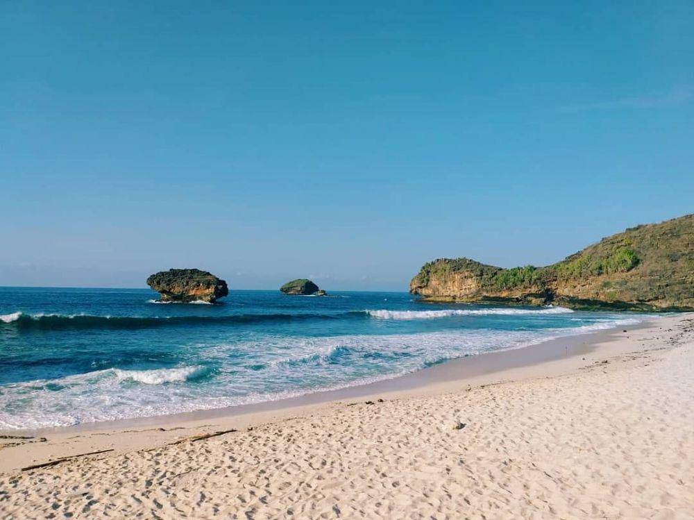 potret Pantai Srau (instagram.com/achmadsfdn)