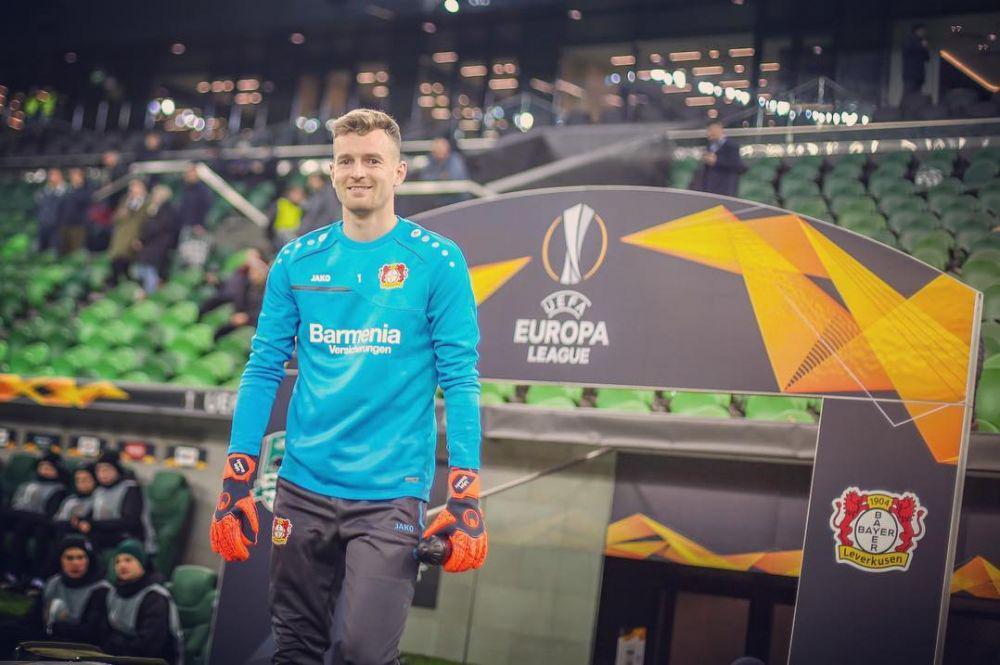 Lukas Hradecky saat berseragam Bayer Leverkusen. (instagram.com/lhradecky)
