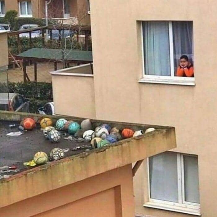 sulit dicerna logika (instagram.com/meta_visions)