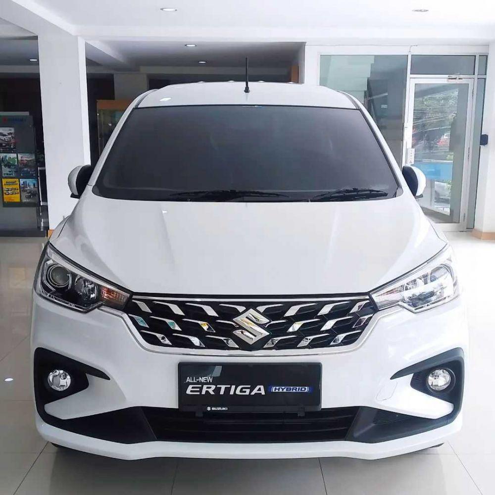 5 komparasi Suzuki Ertiga Hybrid Vs. Mitsubishi Xpander, Unggul Mana?