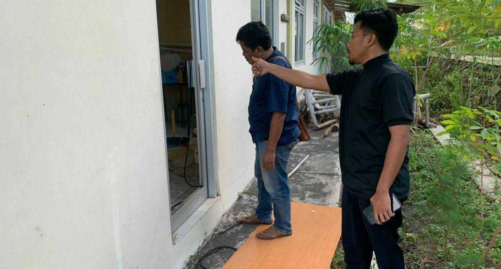 Pintu gudang Dermaga Adikarto yang dibobol maling. (Dok. Polres Kulon Progo)