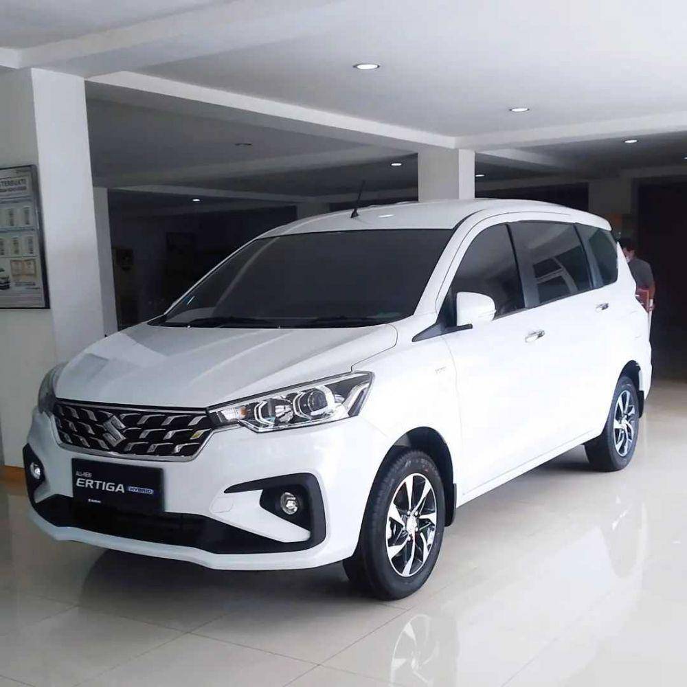 ilustrasi Ertiga Hybrid (instagram.com/widibuana_)