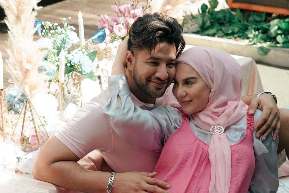 10 Momen Seru Summer Party Irish Bella dan Karyawannya, Kompak Banget!