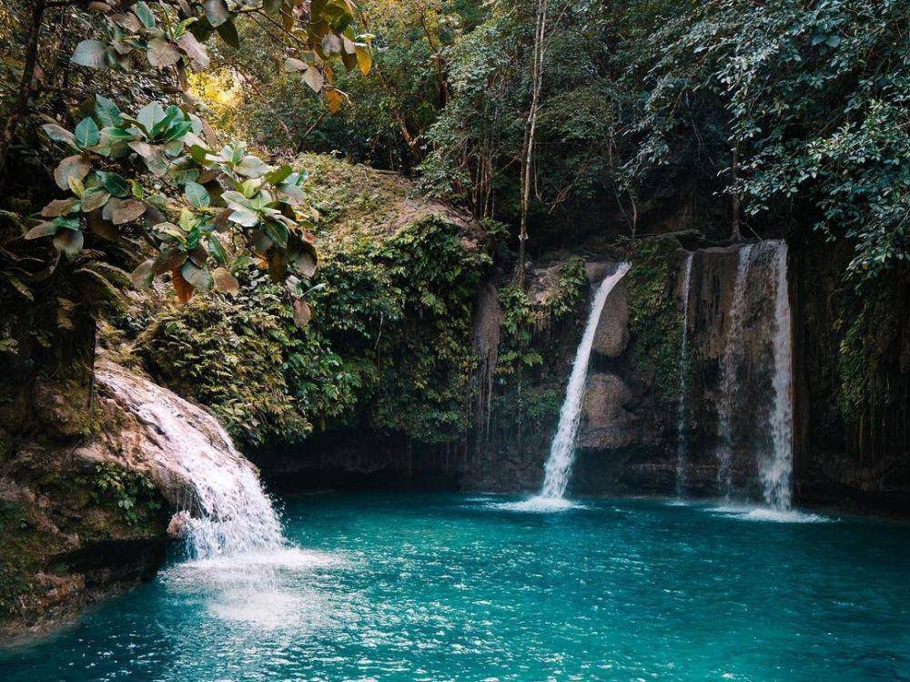 potret Air Terjun Kawasan (instagram.com/lukemcameron)