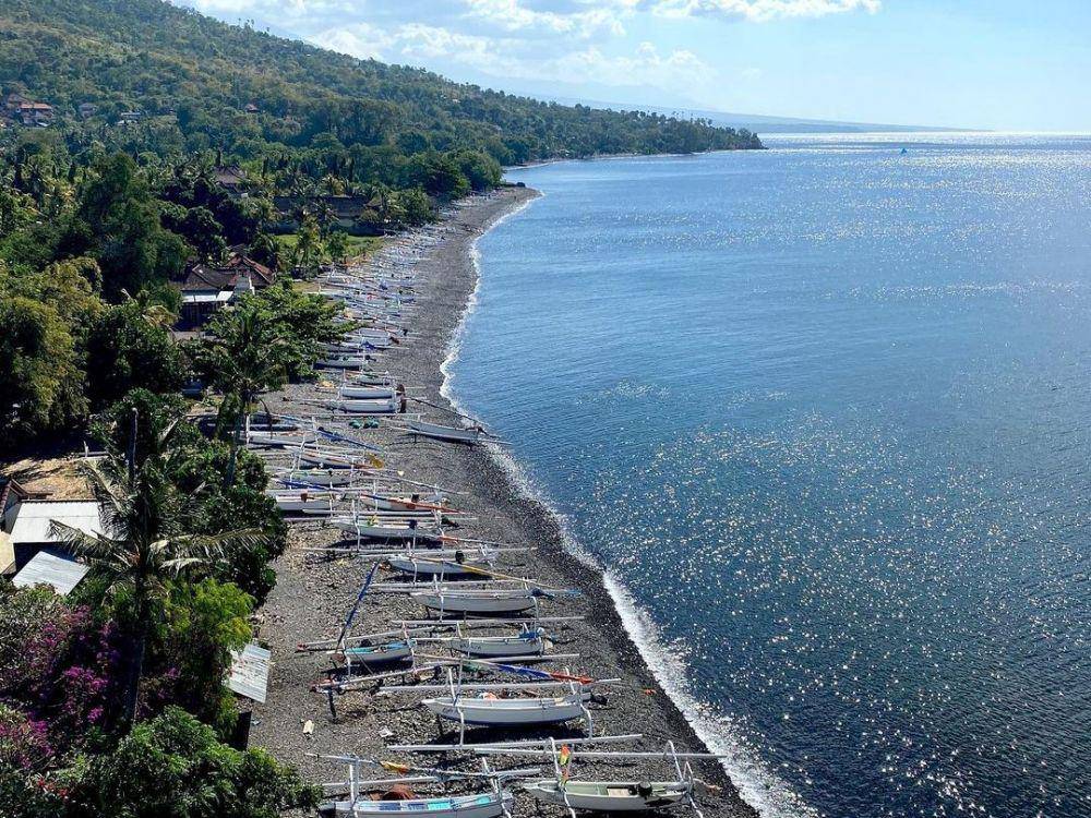 potret Pantai Amed (instagram.com/mari.a.jee)