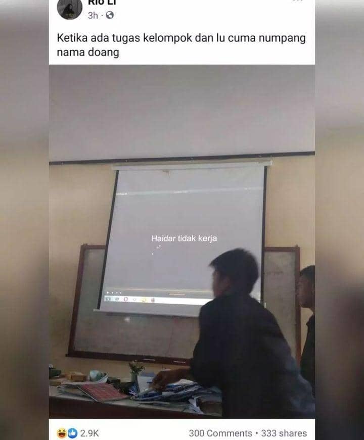 momen lucu saat presentasi di kelas (instagram.com/wkwkland_real)