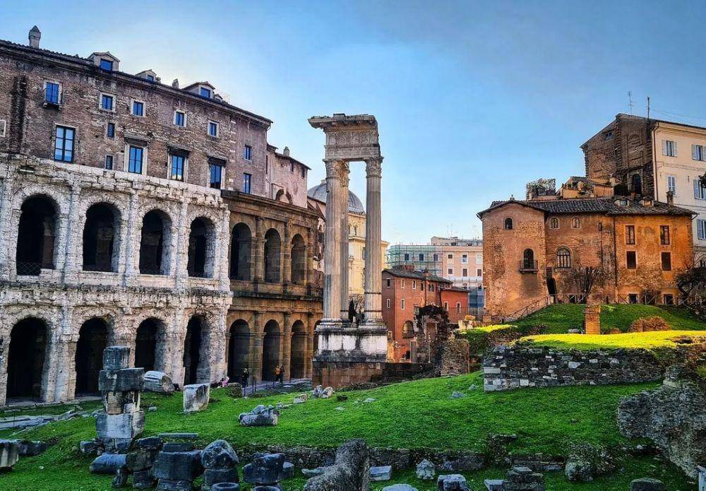potret Teater Marcellus (instagram.com/roma)