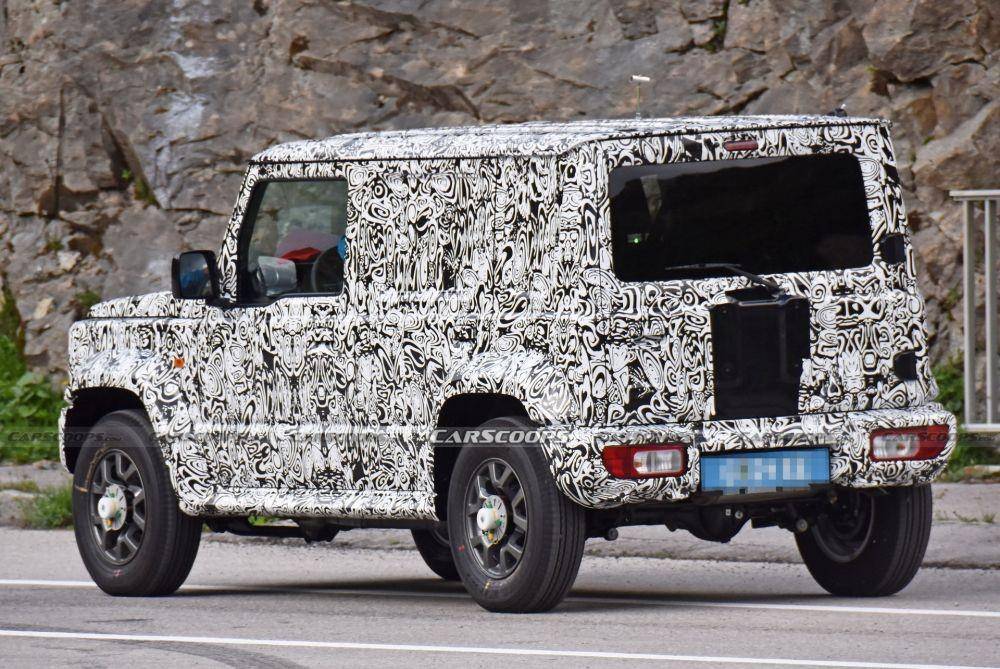 Dimensi Suzuki Jimny 5 pintu tambah panjang (Carscoops.com)