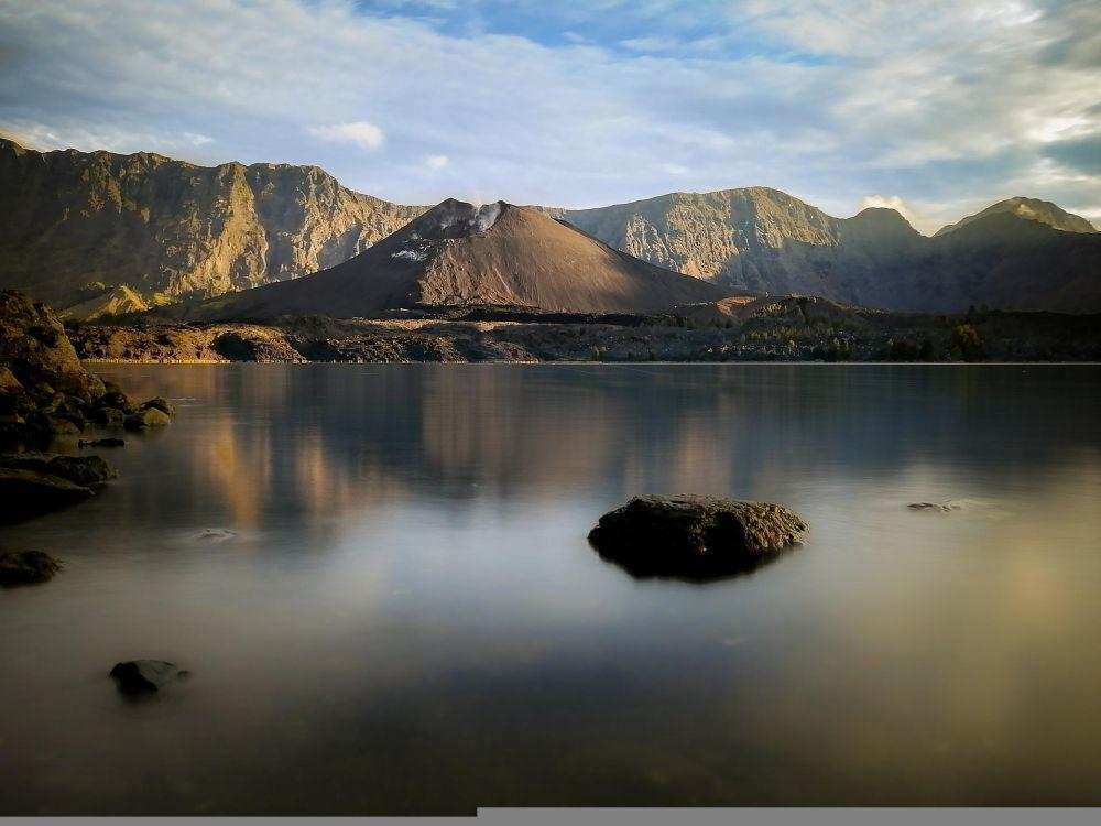 Danau Segara Anak (pixabay.com/workingzen)