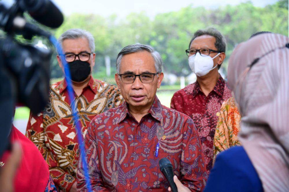 Presiden Jokowi terima Dewan Komisioner OJK Periode 2017-2022 (dok. Sekretariat Presiden)