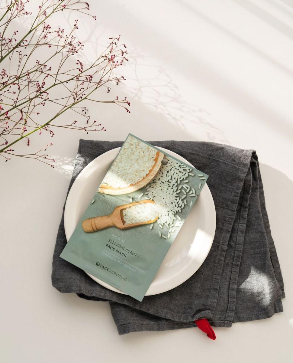 Face Republic Sleeping Beauty Face Mask Whitening Rice Formula (instagram.com/facerepublic.id)