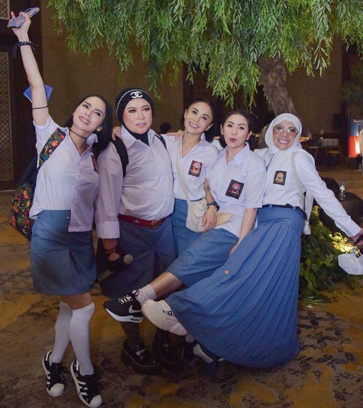 Yuni sma (instagram.com/drgdevya)