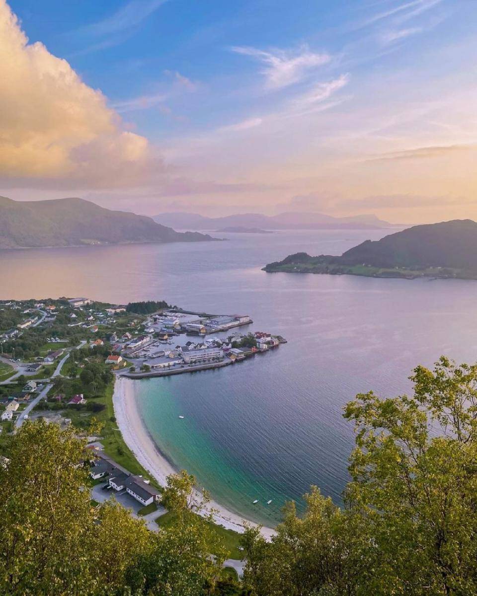 Seljesanden Beach (instagram.com/maliinlunde)