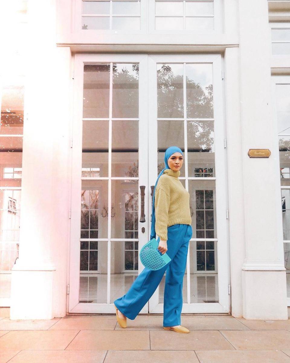 Ide outfit cewek kue ala Donita (instagram.com/donitabhubiy)