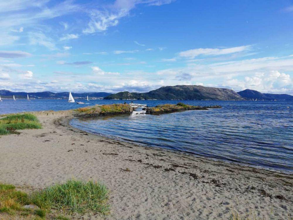 Godalen Beach (instagram.com/bariadde)