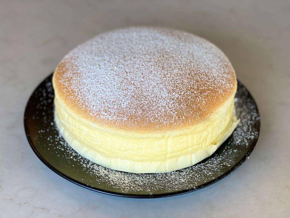 Ilustrasi japanese cheesecake (modernasianbaking.com)